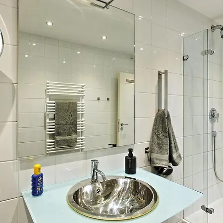 Appartamento Luxus Ueber 2 Etagen Mit Balkon In Elberfeld *