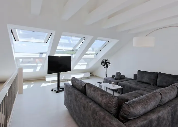 Luxus Ueber 2 Etagen Mit Balkon In Elberfeld *