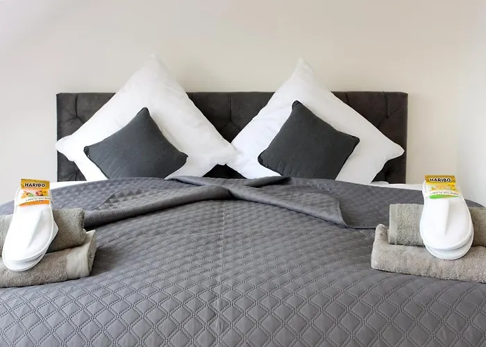 Luxus Ueber 2 Etagen Mit Balkon In Elberfeld *